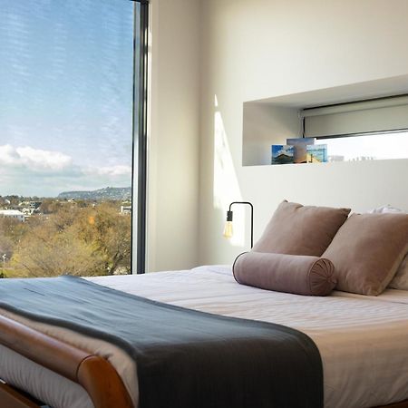 Luxury 2 Bedroom Cbd Apartment With Free Parking Christchurch Exterior photo