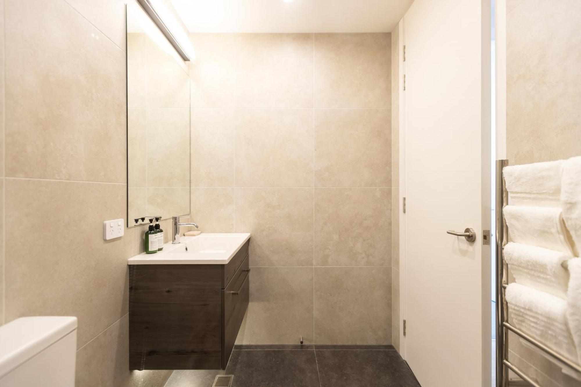 Luxury 2 Bedroom Cbd Apartment With Free Parking Christchurch Exterior photo