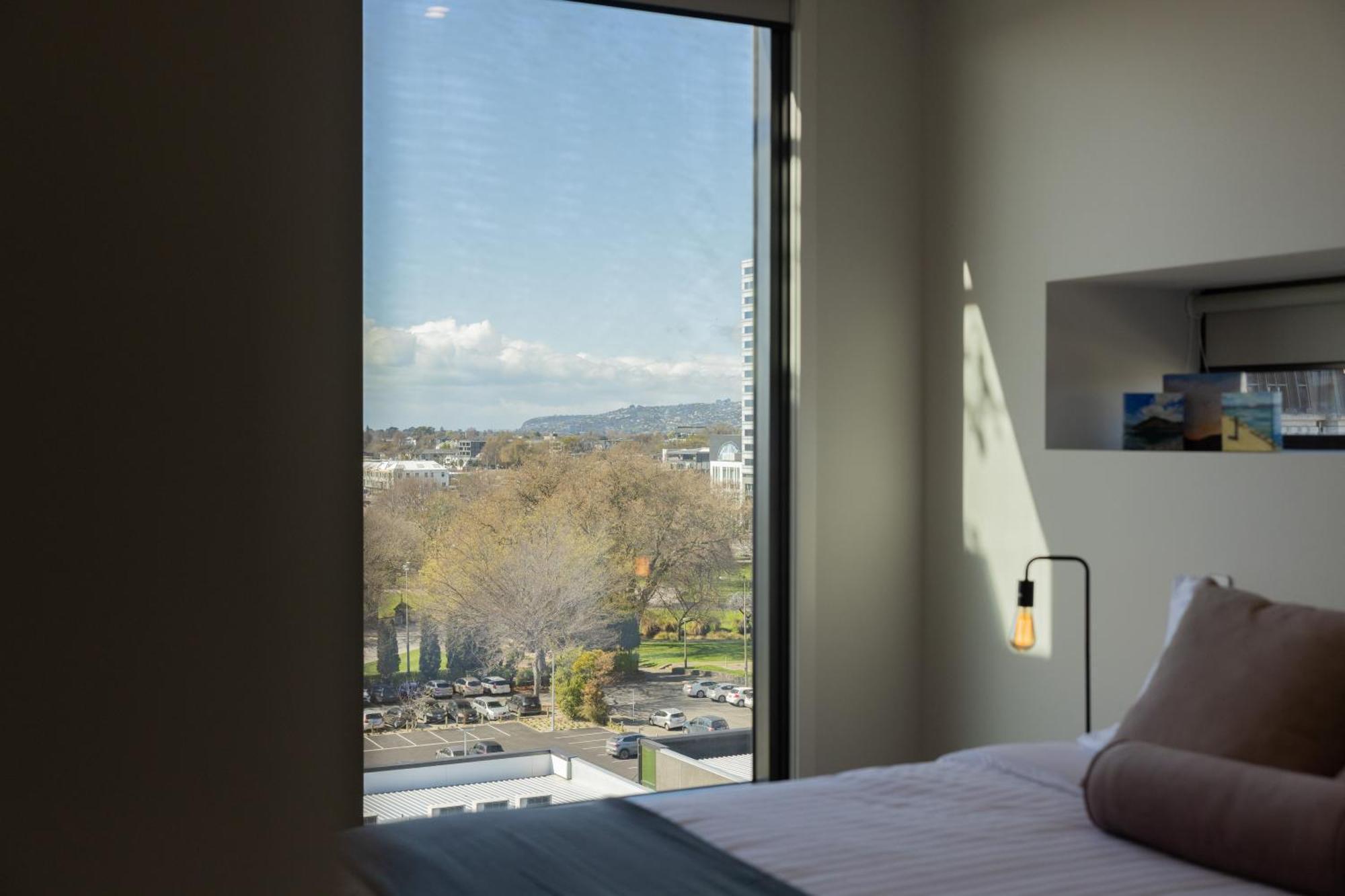 Luxury 2 Bedroom Cbd Apartment With Free Parking Christchurch Exterior photo
